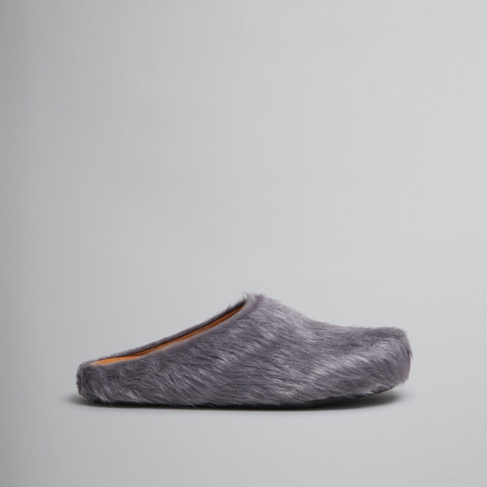 Marni Grey long-hair calfskin Fussbett sabot